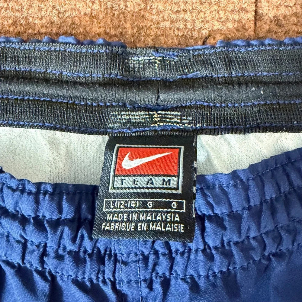Nike Team Vintage Women Blue Running‎ Shorts White Trim L 12-14 F9HON